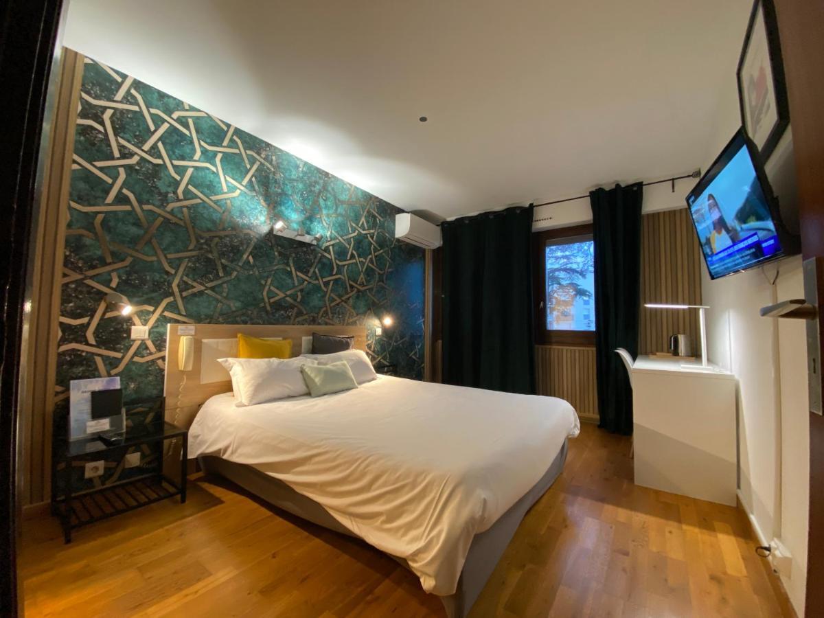 Savoie Hotel Aux Portes De Geneve 圣朱利安恩因 外观 照片