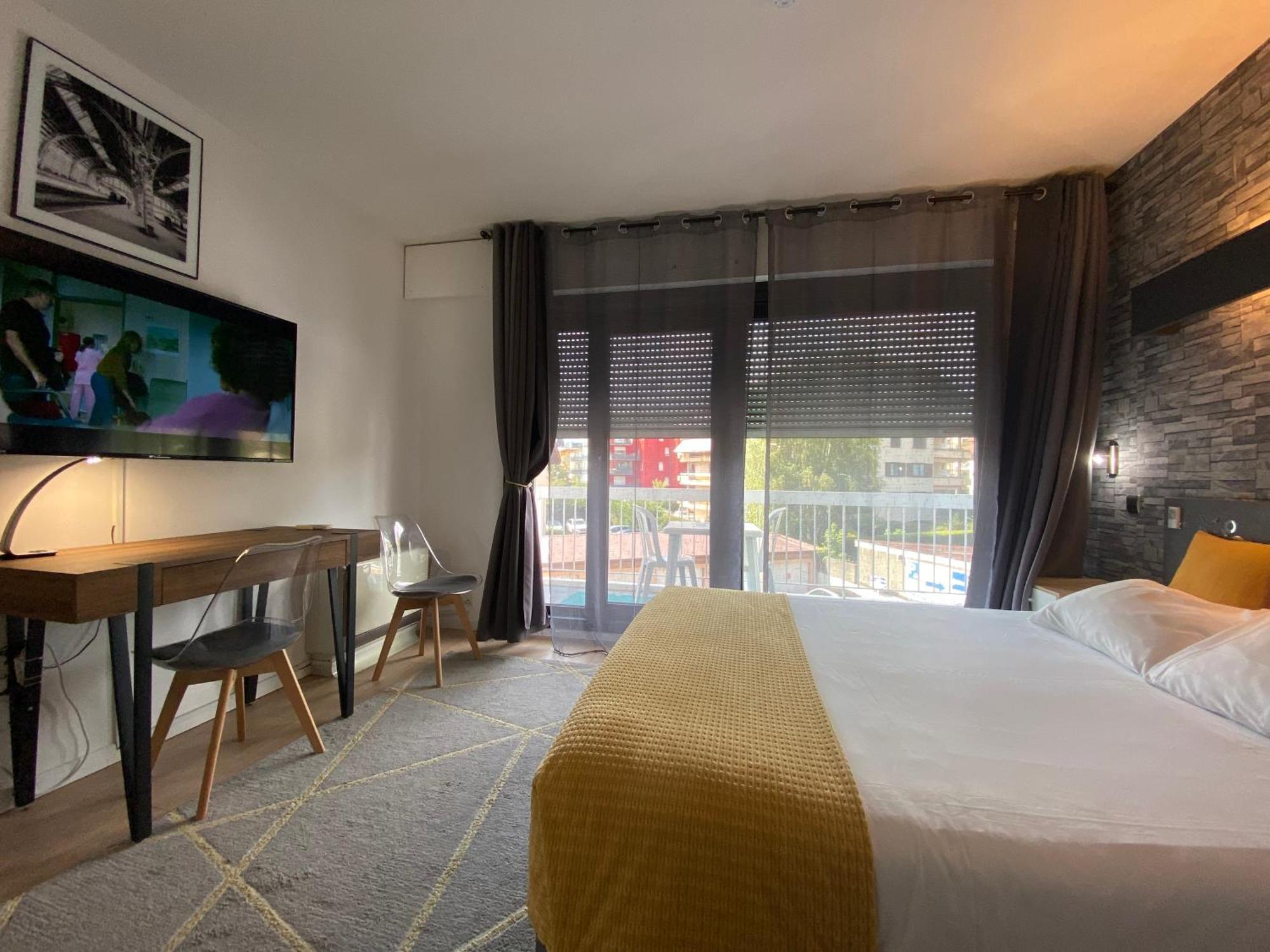 Savoie Hotel Aux Portes De Geneve 圣朱利安恩因 外观 照片